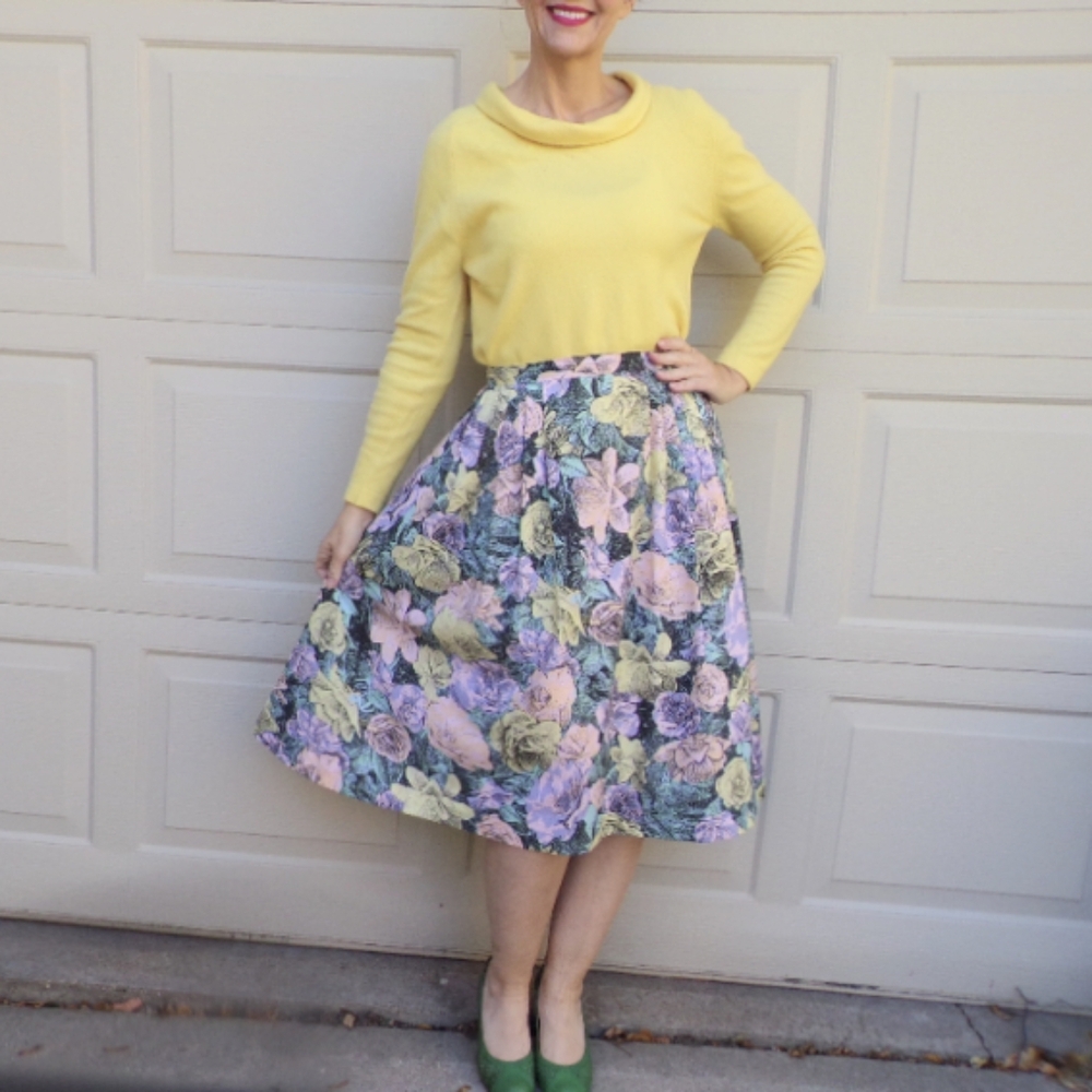 80's does 50's FLORAL COTTON SKIRT S